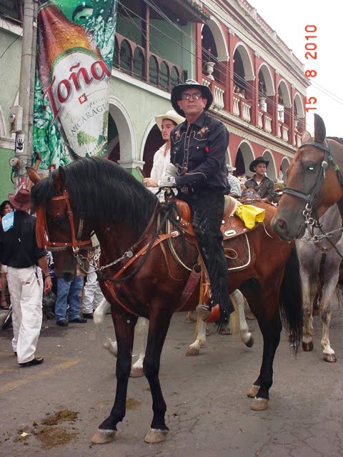 Alguien por ahi dijo, viene EL AGUILA NEGRA